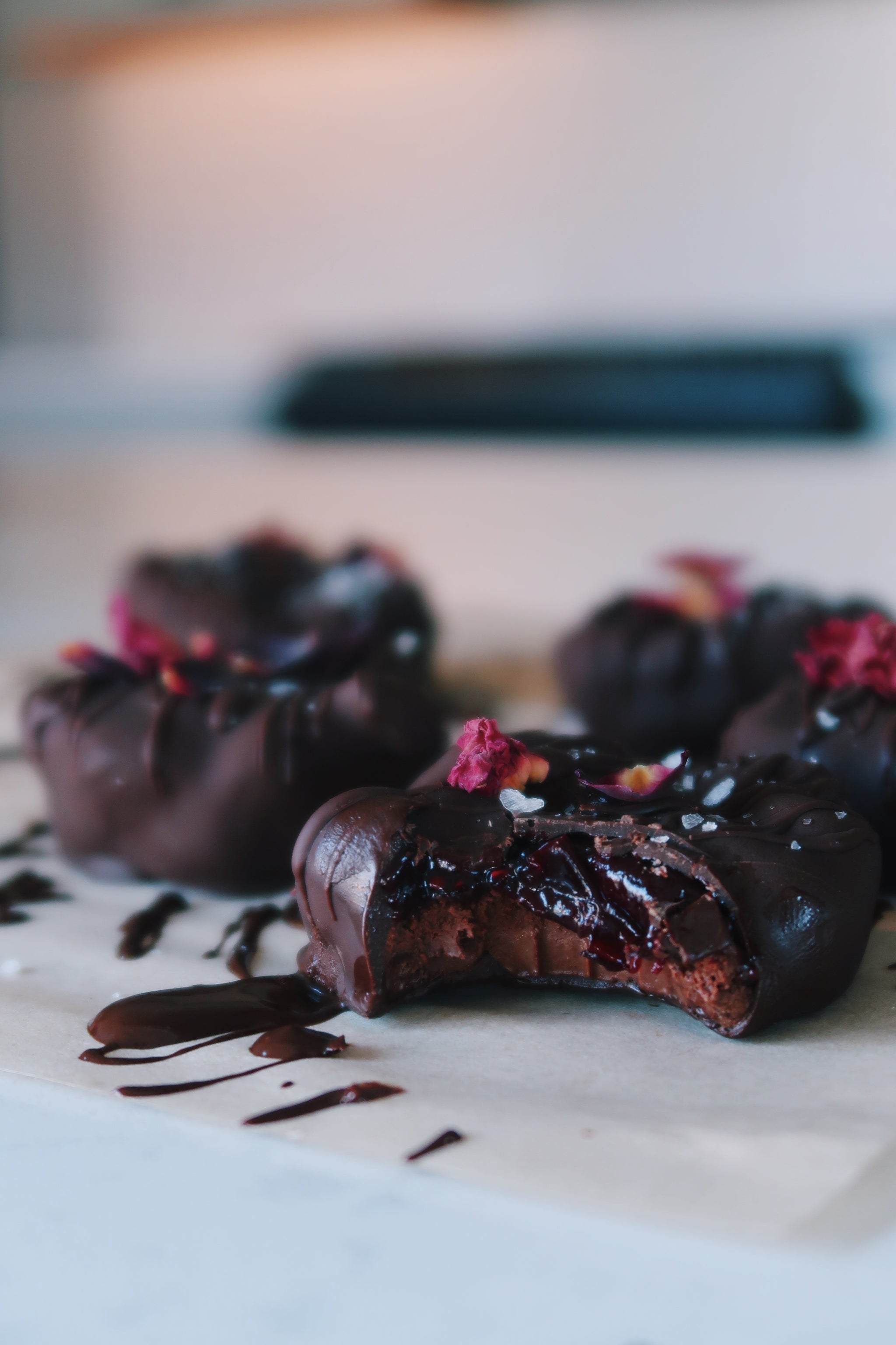 {Gluten Sensitive} Chocolate Mousse Cherry Cups